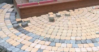 Укладка плитки на крыльцо в Химках по цене от 829 руб. за м² | ТротуарнаяПлитка