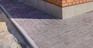 Укладка плитки на отмостку: Цена от 829 руб. в Химках от ТротуарнаяПлитка