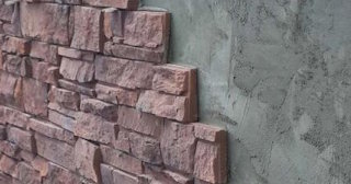 Качественная отделка цоколя фундамента снаружи в Химках в октябре