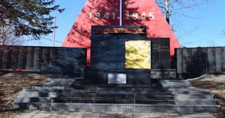 Профессиональное благоустройство памятников в Химках в октябре